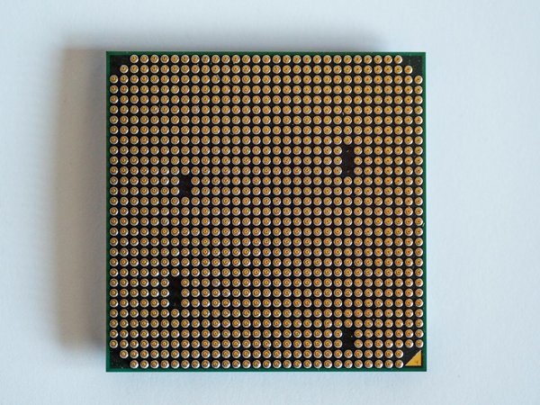 Recyclage informatique : top 5 des associations à soutenir